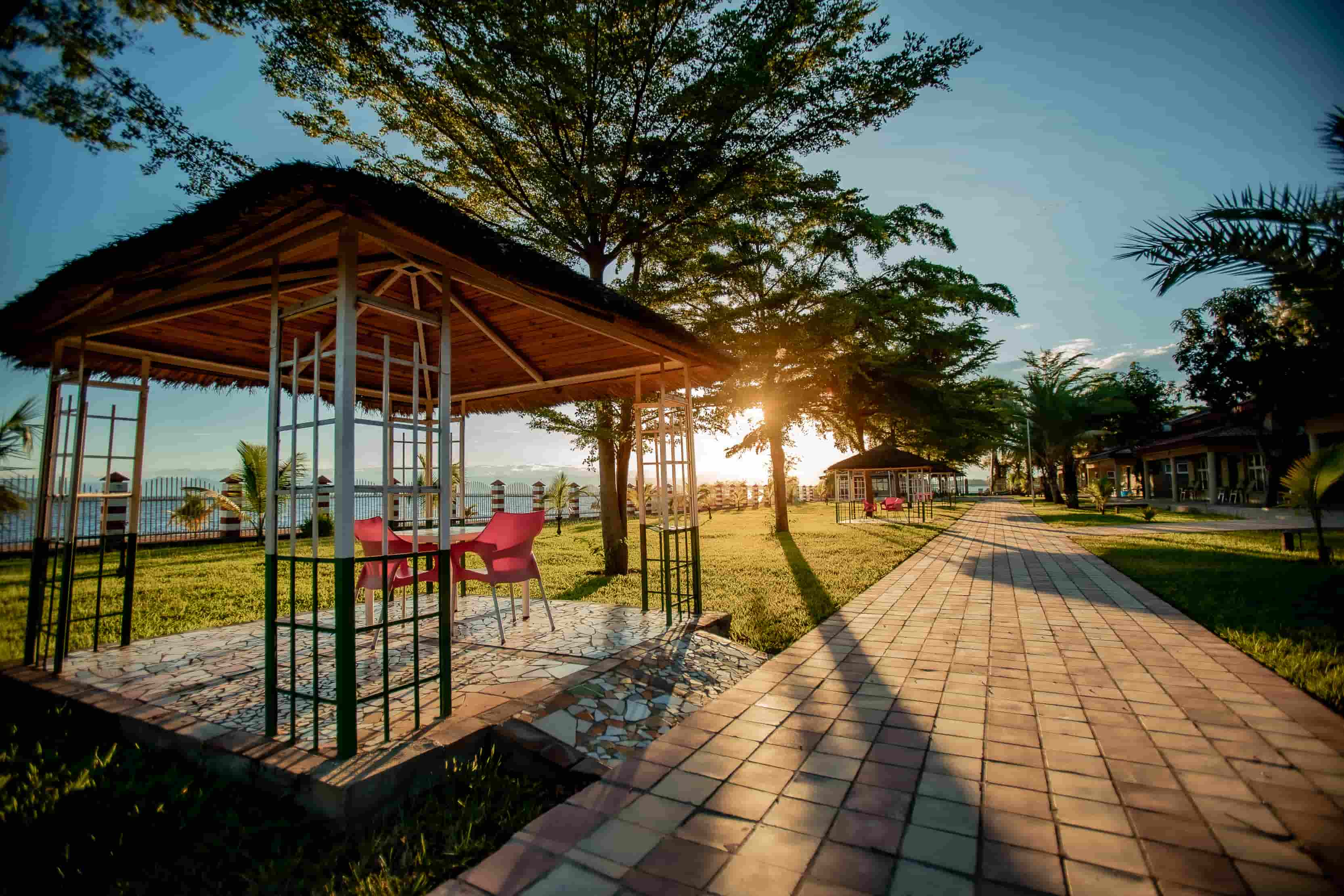 Garden view with chairs overlooking lake
